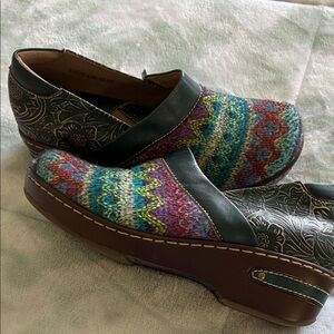 L'ATISTE Multicolor Patterned Mules